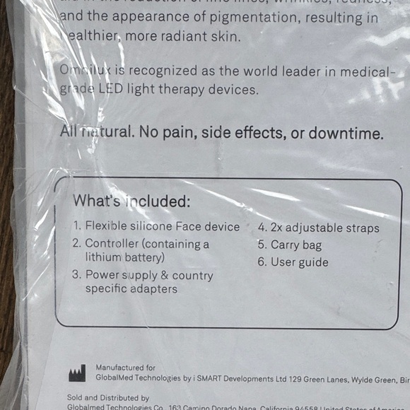 Omnilux face medical-grade LED Light Therapy Mask - Picture 5 of 10